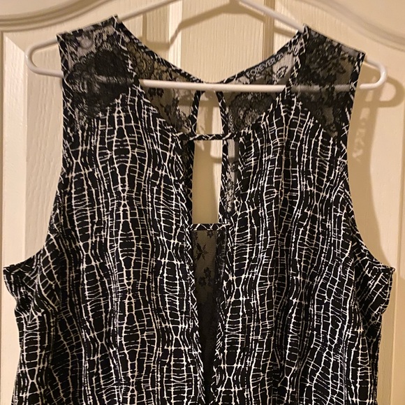 Forever 21 Dress - Picture 3 of 6